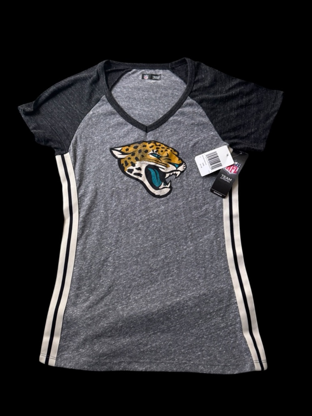 New women’s NFL Jacksonville Jaguars Gray & Black Short Sleeve V-Neck Tee Large